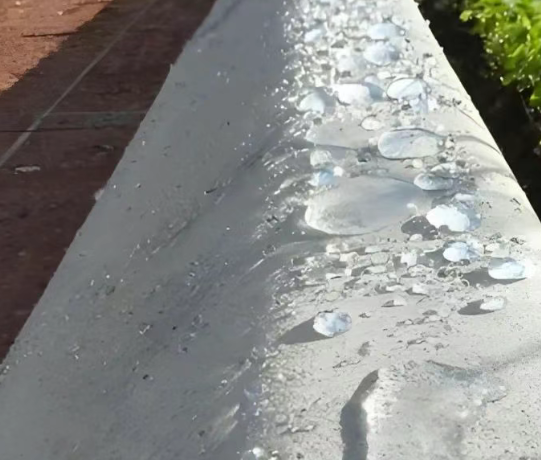 三更罗镇硅烷浸渍涂料在混凝土保护中的应用